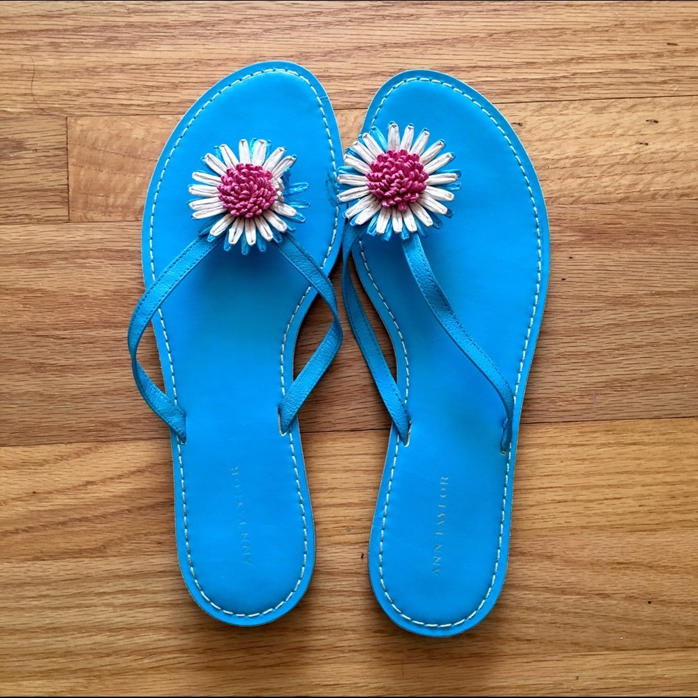 Ann Taylor Flower Sandals